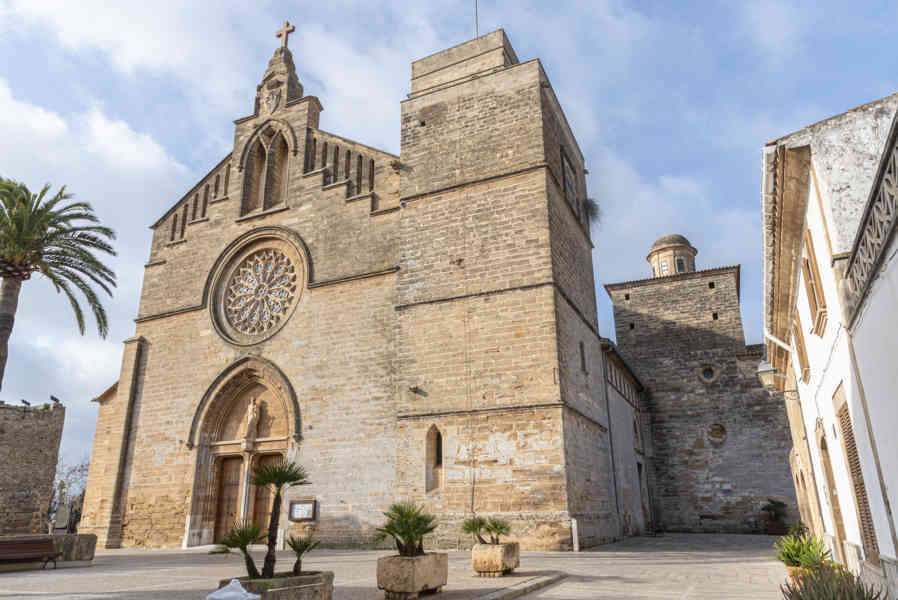 Mallorca - Alcúdia 09 - iglesia de Sant Jaume